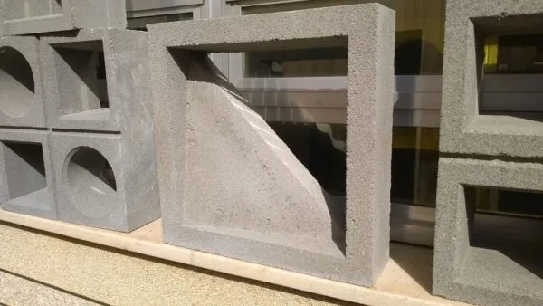 Elemento Vazado de Concreto Modelo Pirâmide 30x30x8cm