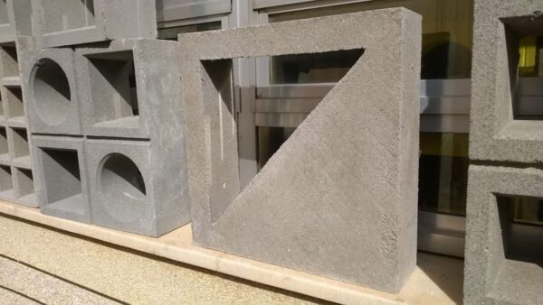 Elemento Vazado de Concreto Modelo Pirâmide 30x30x8cm