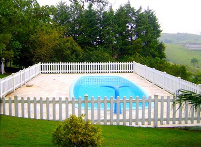 Grade de Concreto Cerca Piscina