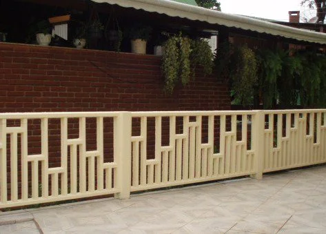 Grade de concreto modelo Metrópole do Reformar Minha Casa, instalada na varanda como guarda corpo.
Compre da Loja da Fábrica em São Paulo, Minas Gerais e Rio de Janeiro. 