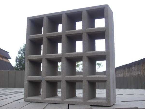 Elemento Vazado de Concreto Modelo 16 Furos 29x29x6cm
