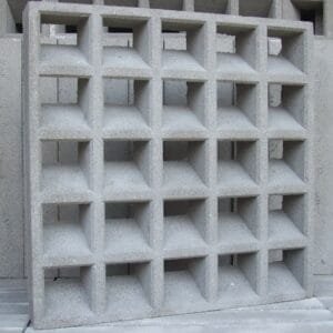 Elemento Vazado de Concreto Modelo 25 Furos Inclinados medida 49x49x7cm