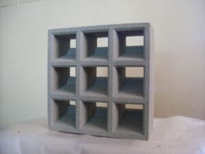 Elemento Vazado modelo 9 furos inclinados 29x29x10cm Elemento Vazado modelo 9 furos inclinados 29x29x10cm
