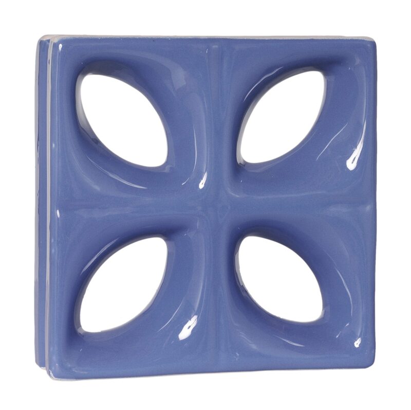 Cobogó Esmaltado Modelo Folha Azul Retrô Cobogó Esmaltado Modelo Folha Azul Retrô