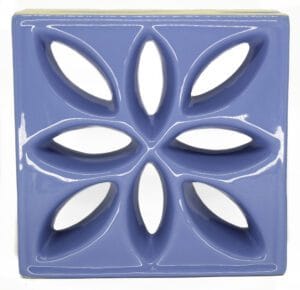 Cobogó Esmaltado modelo Lótus Azul Retrô
