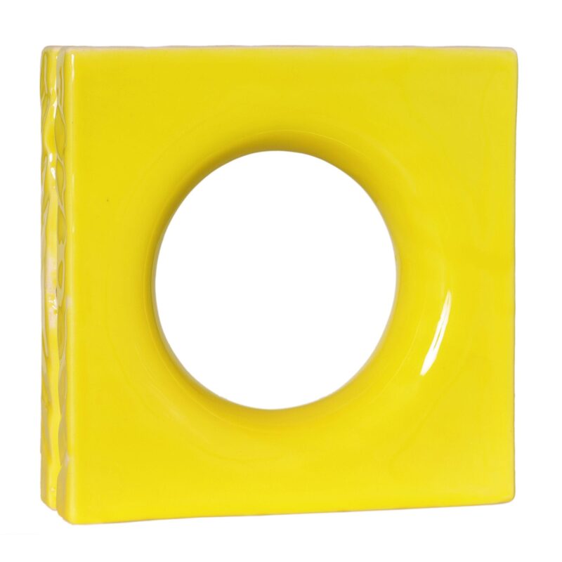 Cobogó Esmaltado modelo Lua Amarelo Canário Cobogó Esmaltado modelo Lua Amarelo Canário